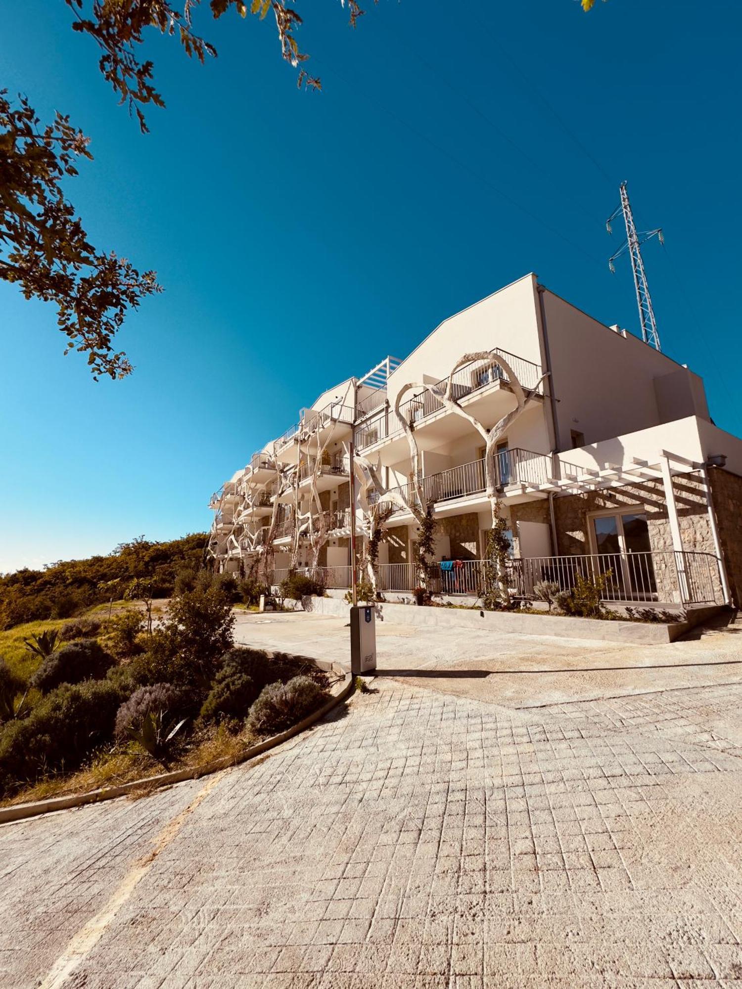 Oliva Aparthotel