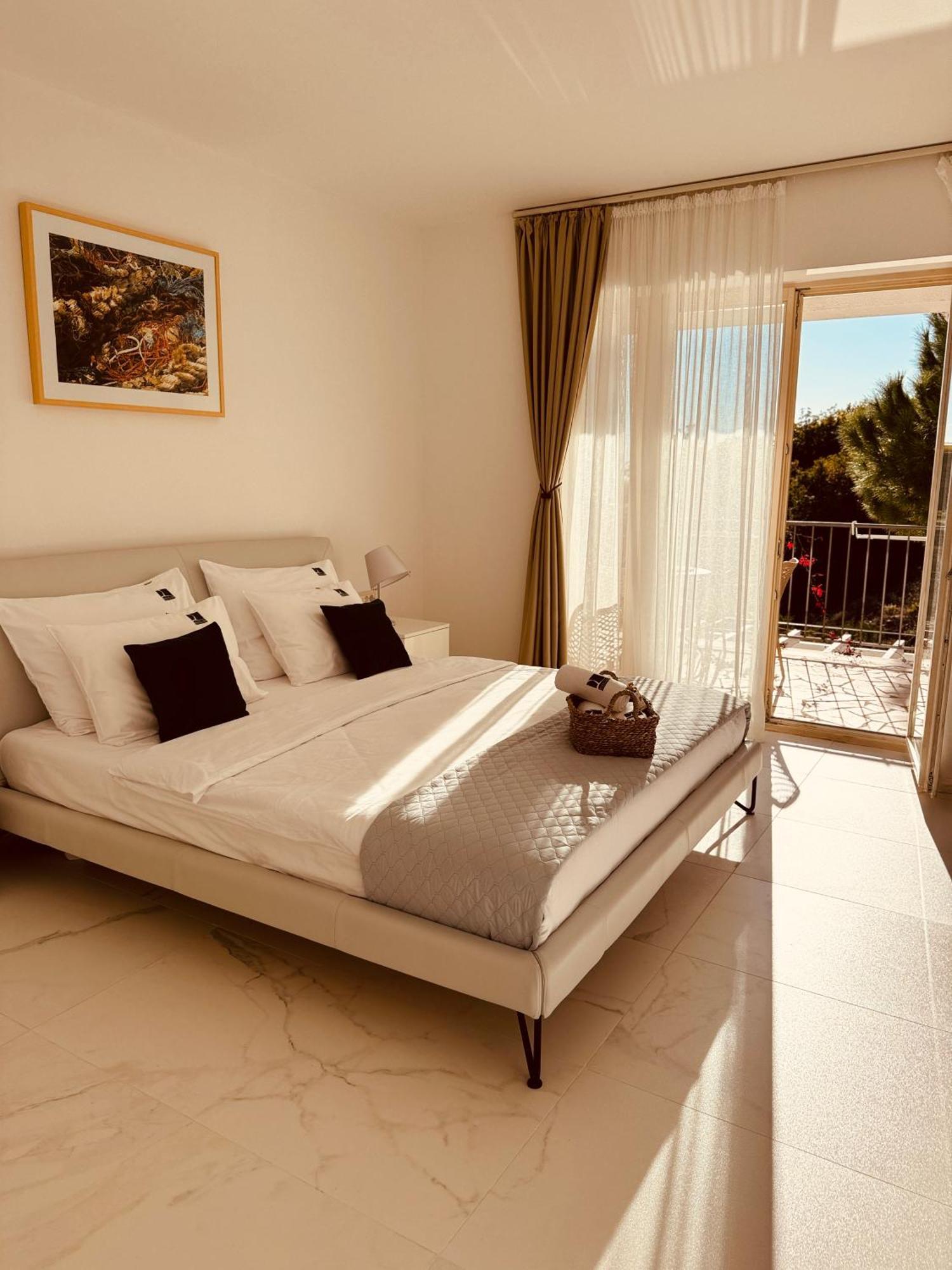 Aparthotel Oliva Budva
