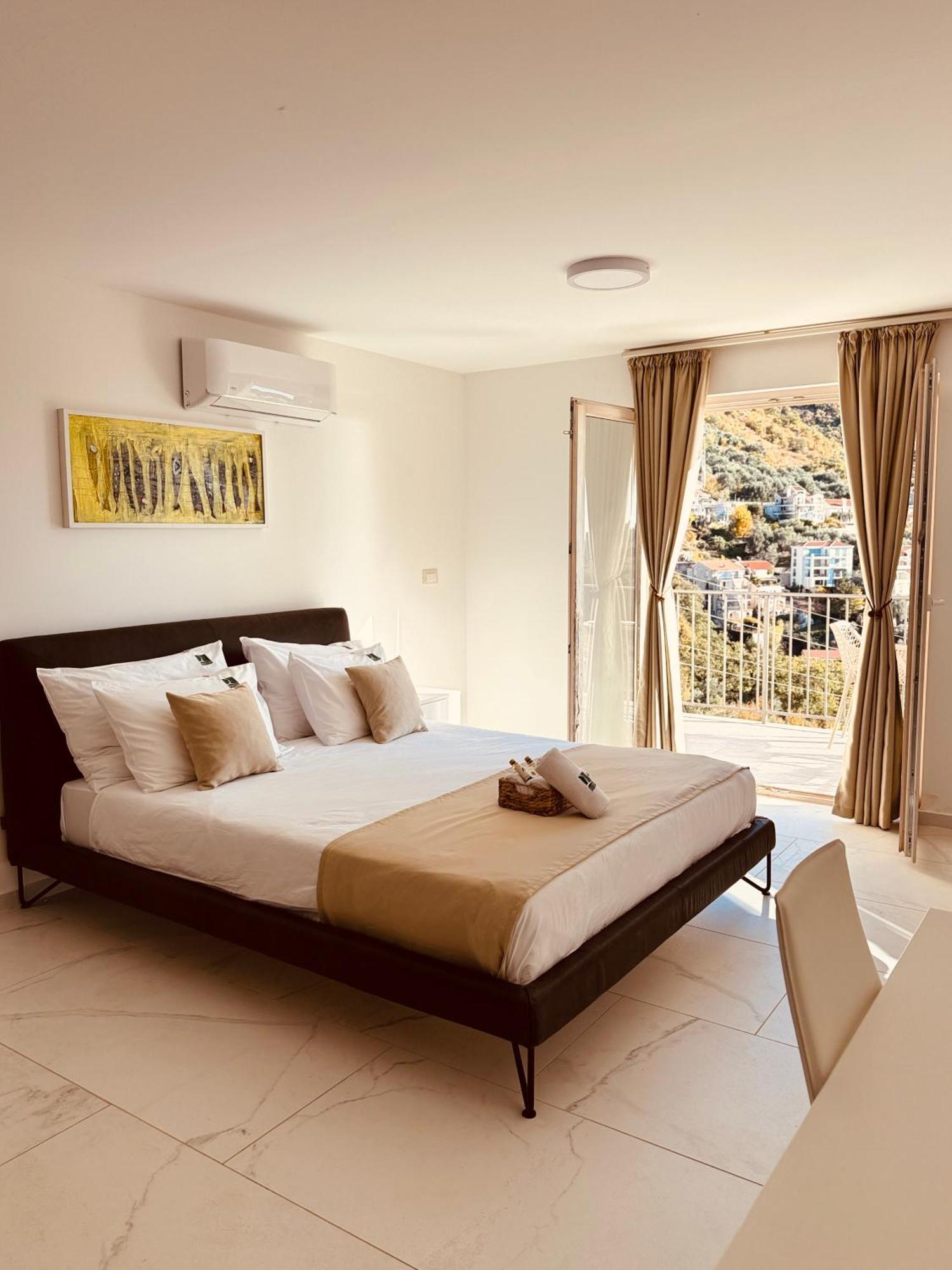 Oliva Aparthotel