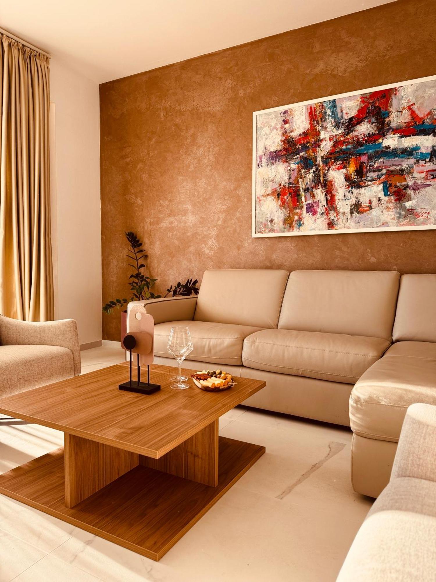 Oliva Aparthotel