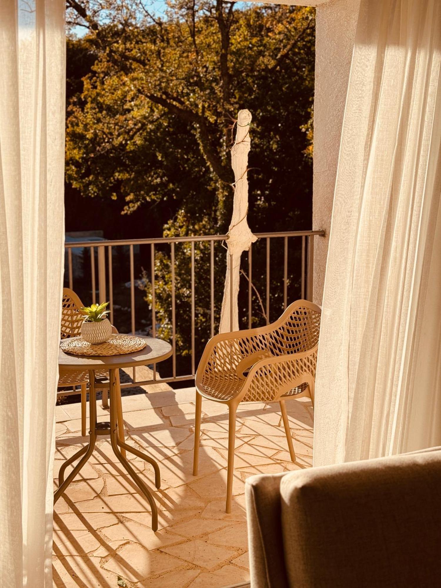 Oliva Aparthotel 4*