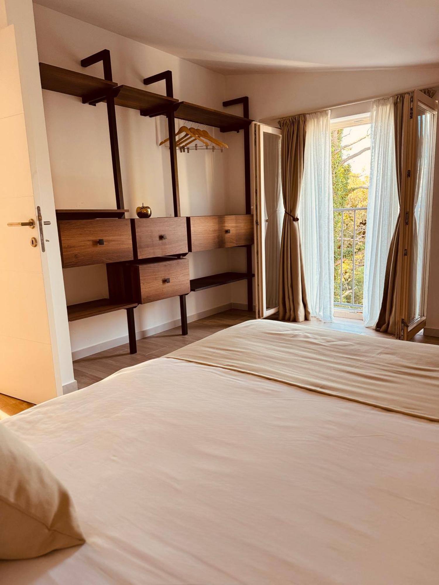 Oliva Aparthotel Budva